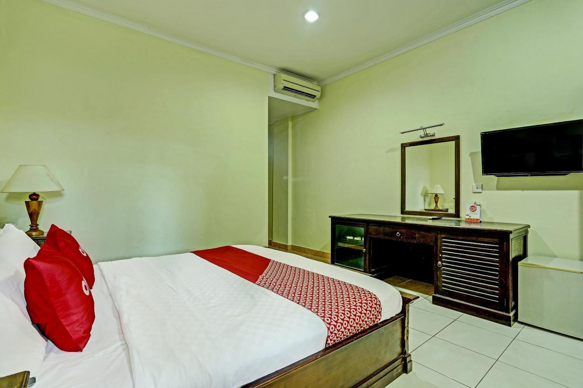 Hotel Oyo Collection O 91125 Puri Dewa Bharata Jimbaran Esterno foto