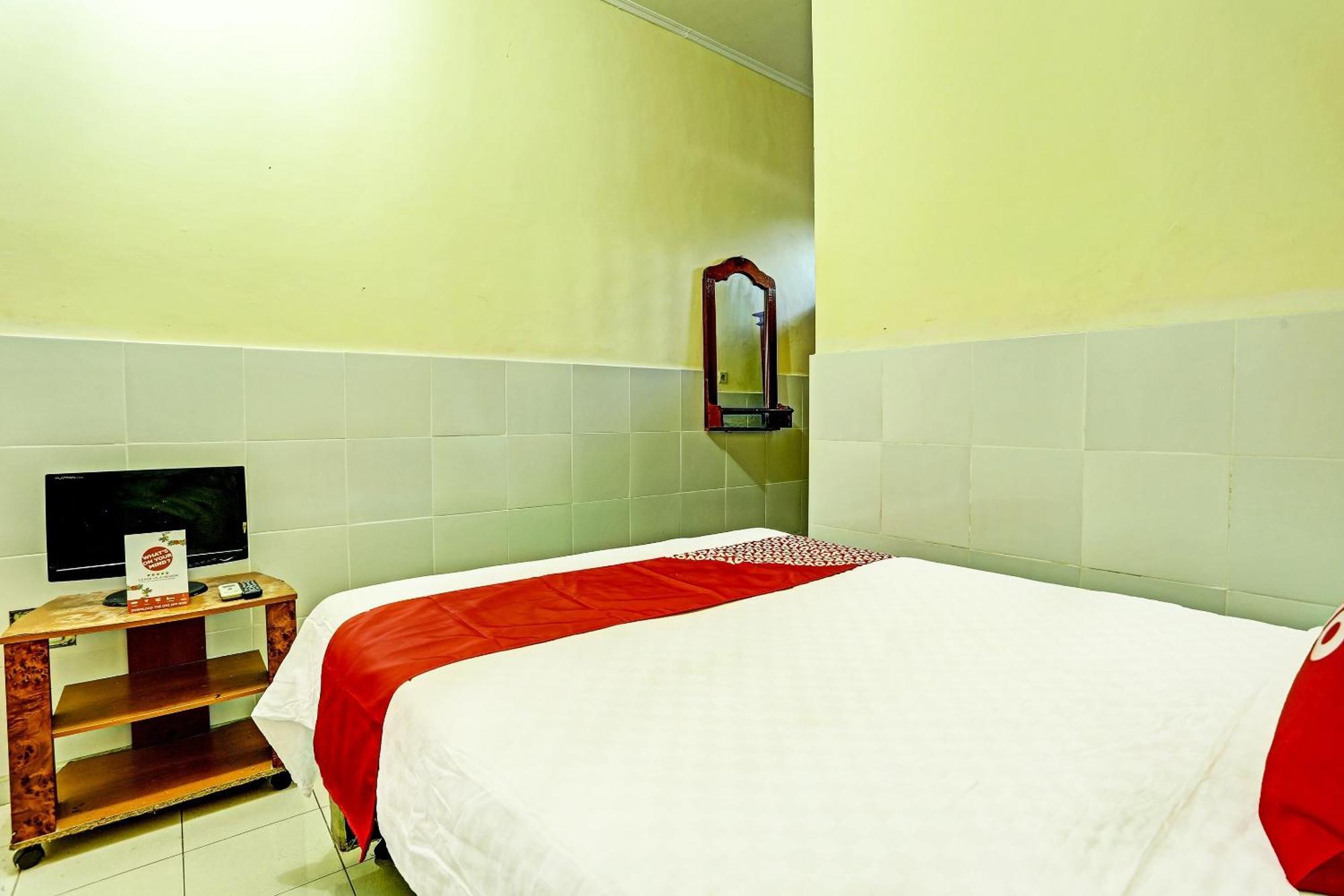 Hotel Oyo Collection O 91125 Puri Dewa Bharata Jimbaran Esterno foto