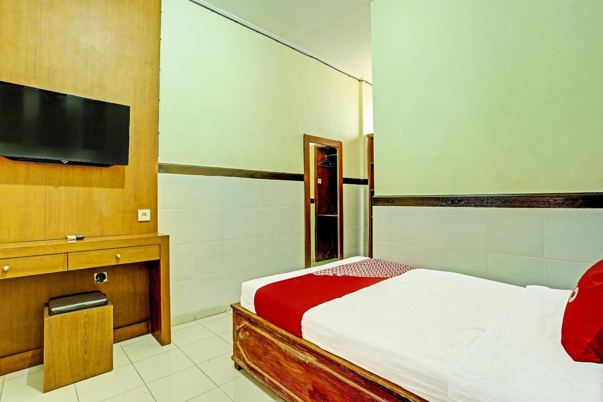 Hotel Oyo Collection O 91125 Puri Dewa Bharata Jimbaran Esterno foto
